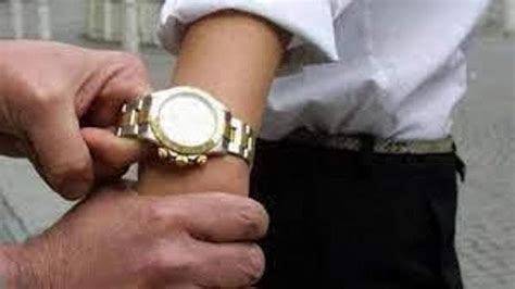 rolex falsi tribunale di brindisi|Vendevano Rolex rubati, due arresti a Bari. Le indagini tra Puglia .